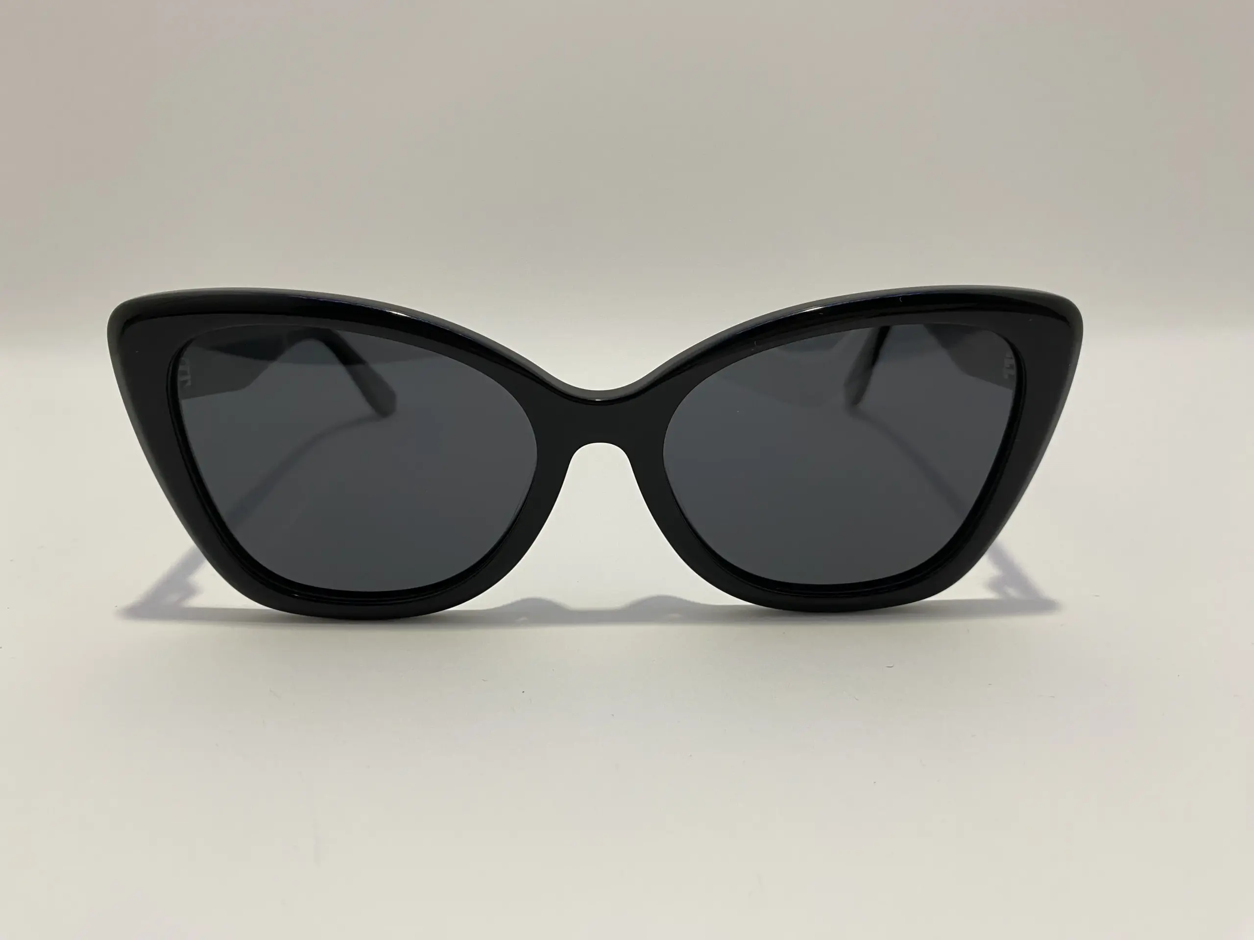 IMG_7611 Polarizált női napszemüveg (FG1601-C1) - Image 1